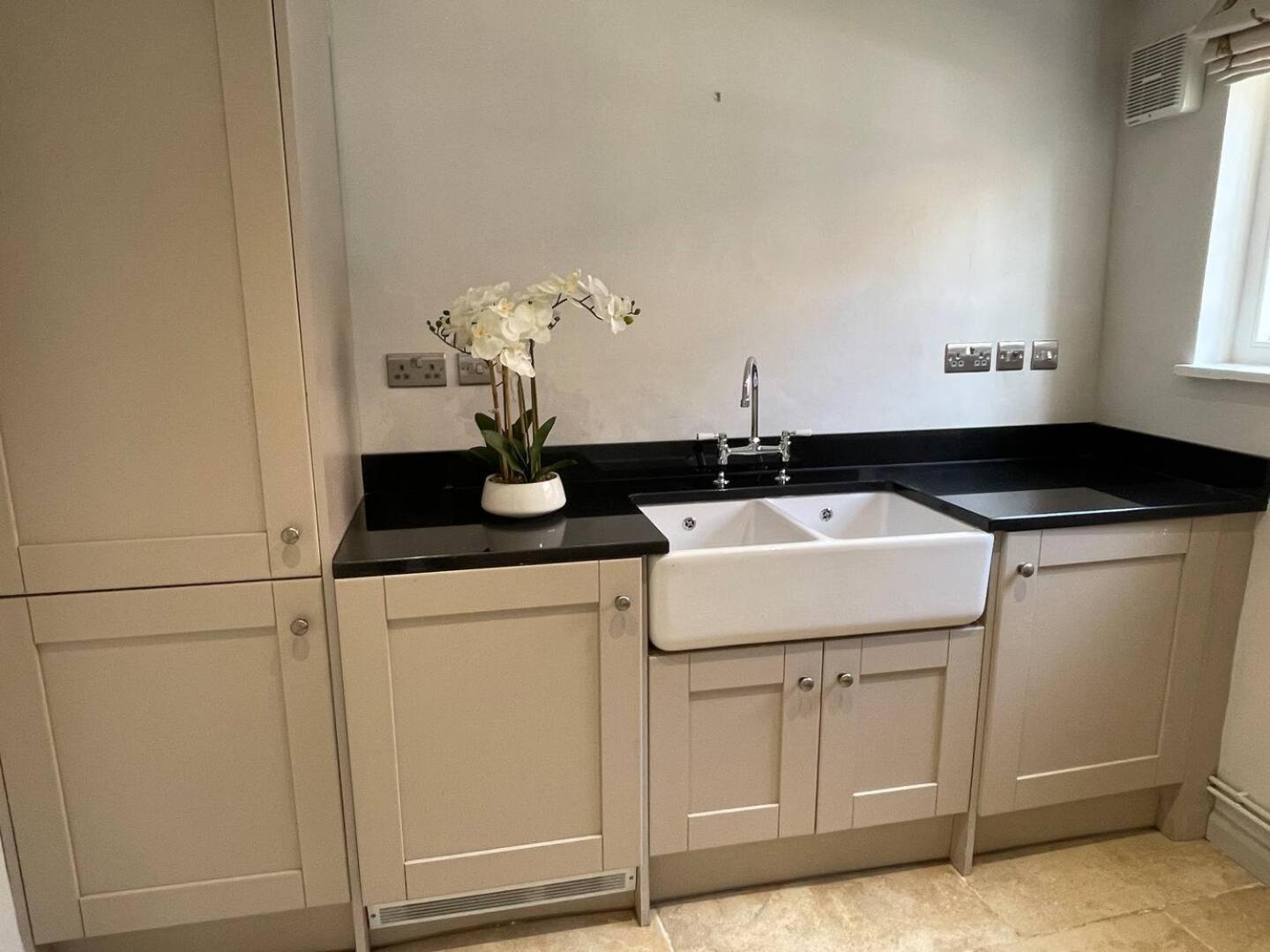 Elegant Oak Beamed House In Pretty Village - Cambridge Homehost 벅든 외부 사진